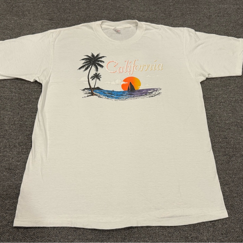 Vintage 80s/90s Single Stitch California Graphic T-Shirt